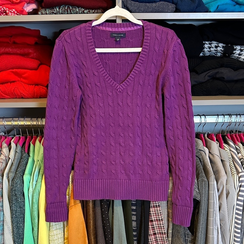 Tommy Hilfiger purple v neck long sleeve cable knit sweater size M